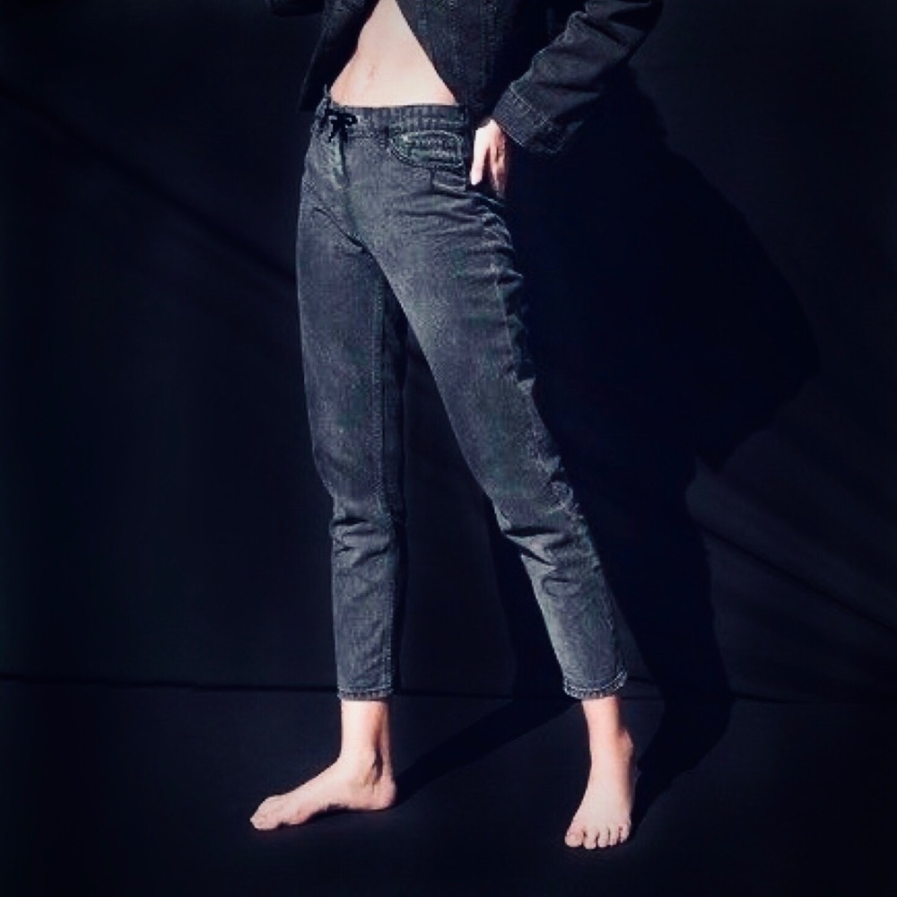 U O • Pants